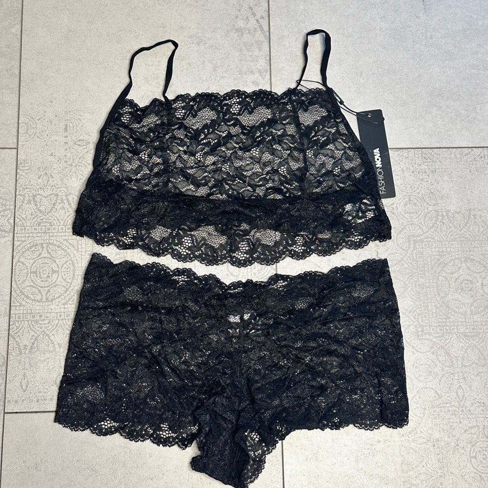 Fashion Nova two piece set